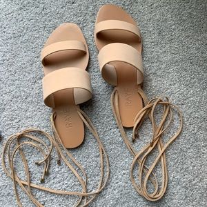 RAYE sandals. NEVER BEEN WORN. Tan summer sandal